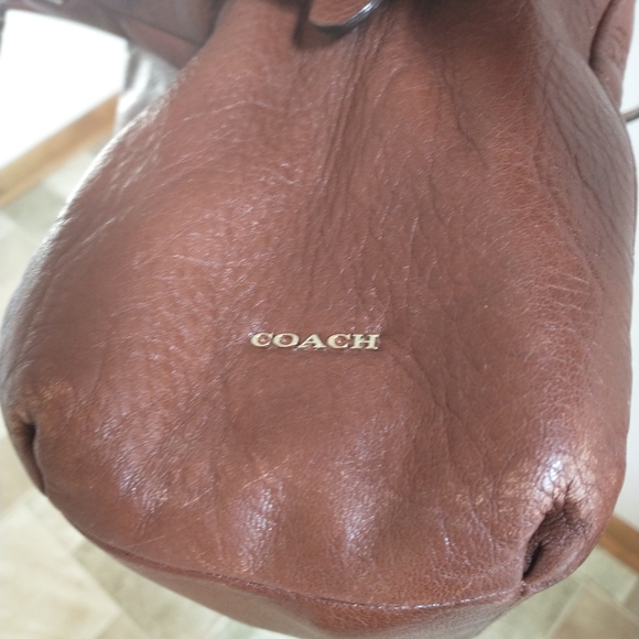 Coach leather purse - Picture 2 of 5